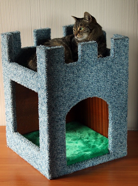 Домики для кошек «Башенки» с креплением к стене своими руками