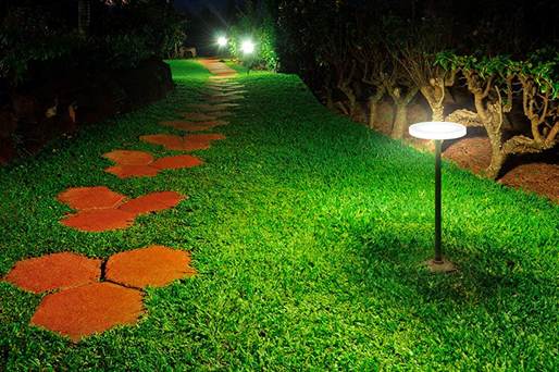 Правильное газоосвещение сада: виды ландшафтного освещения