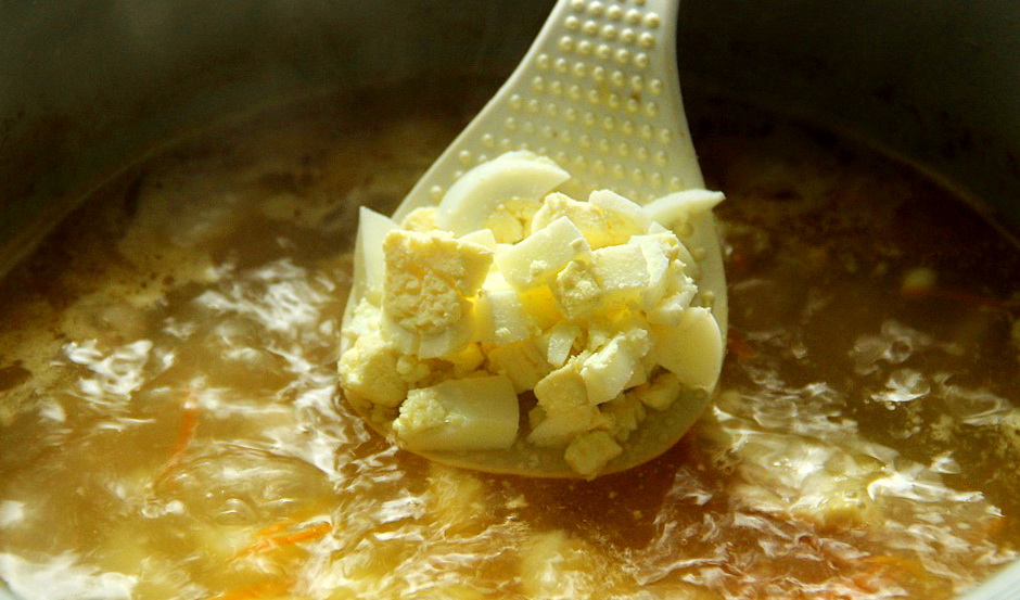 Рецепт летнего супа с крапивой и щавелем